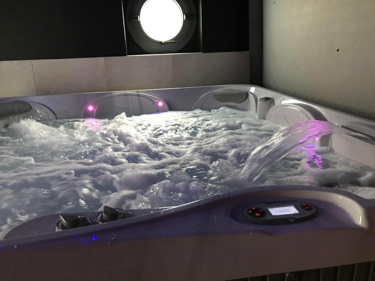 Sauna Piscine Holiday home